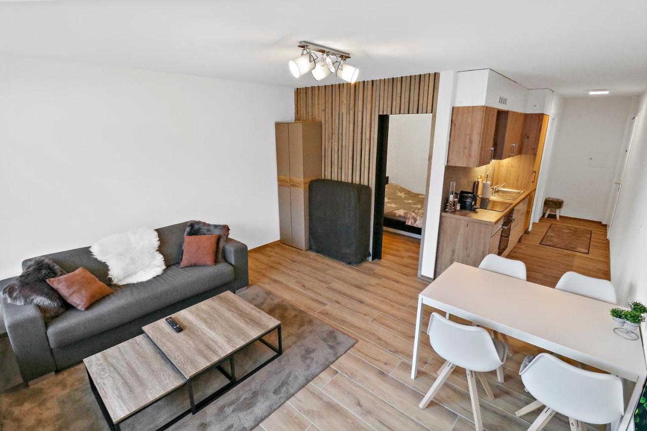 Appartement Cosy Et Renove Au Coeur De La Station クラン エクステリア 写真